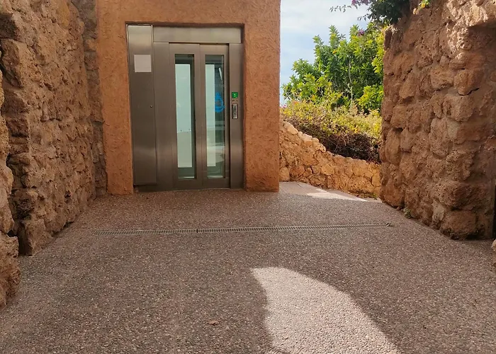 Castillo Santa Clara 4 Апартаменты